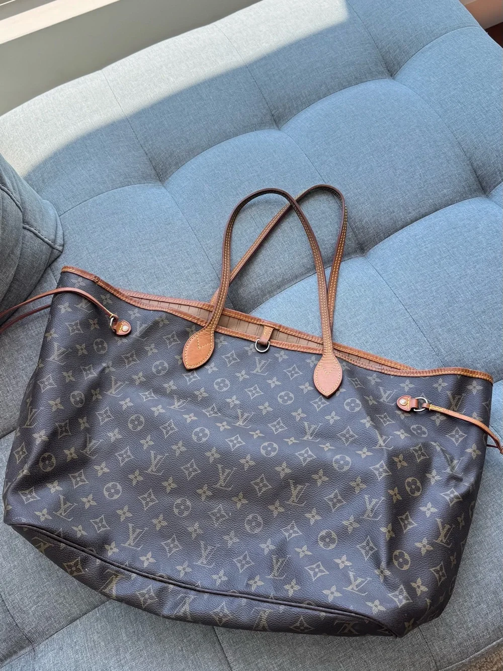 Louis Vuitton Neverfull - Picture 5 of 11